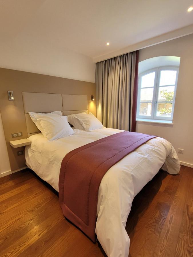 Lodges En Pierres Dorees Saint-Germain-Nuelles Exterior photo
