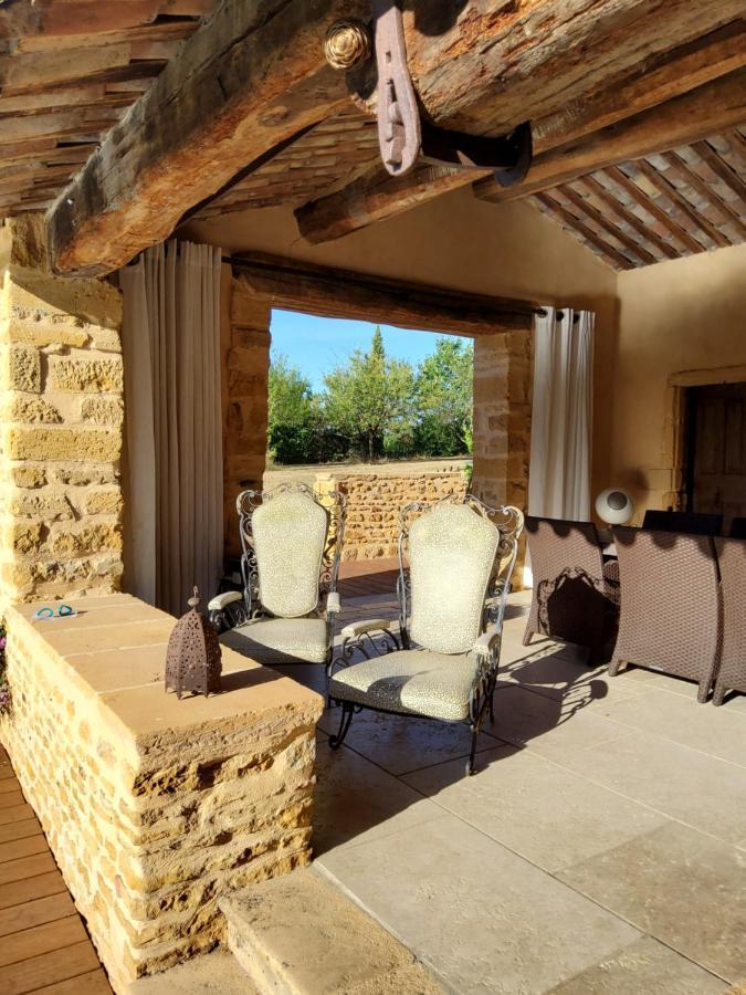 Lodges En Pierres Dorees Saint-Germain-Nuelles Exterior photo